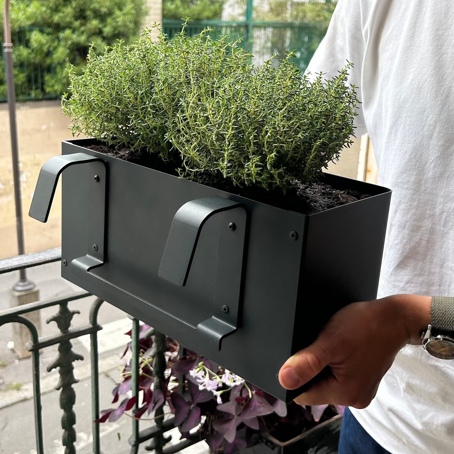 Planter for balloon - Balcony box